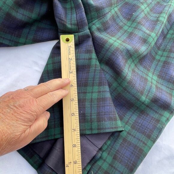 Vintage J.H. Collectables size 8(runs small)wool plaid wide leg shorts - Picture 5 of 9